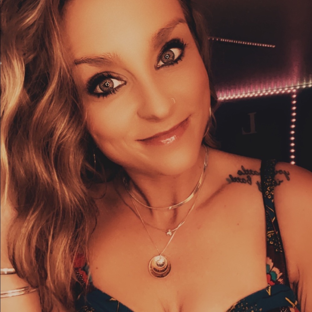 Meet your Posher, Heather